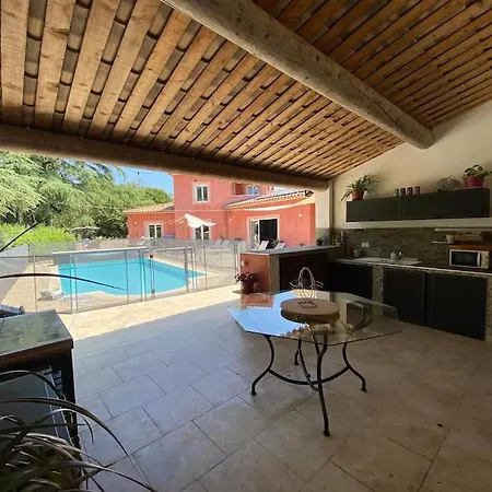 Elegante Avec Piscine Protegee * Nîmes